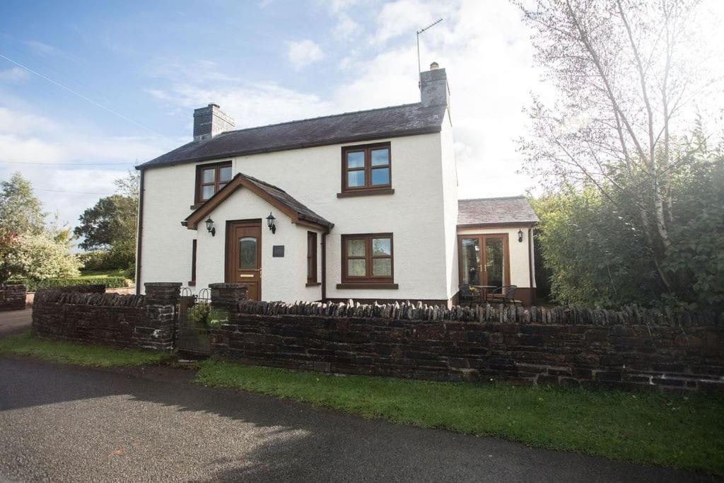 Perfect Cottage Retreat Near The Brecon Beacons Llanwrda Buitenkant foto