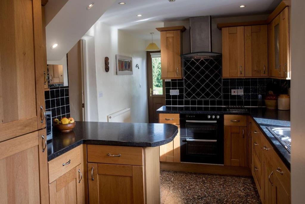Perfect Cottage Retreat Near The Brecon Beacons Llanwrda Buitenkant foto