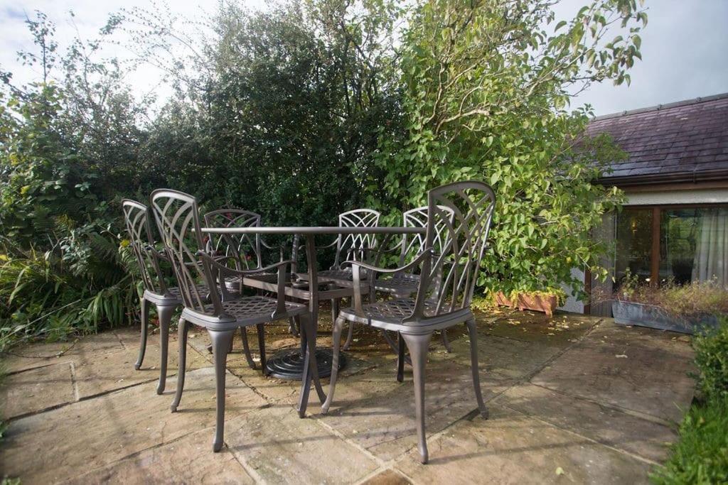 Perfect Cottage Retreat Near The Brecon Beacons Llanwrda Buitenkant foto